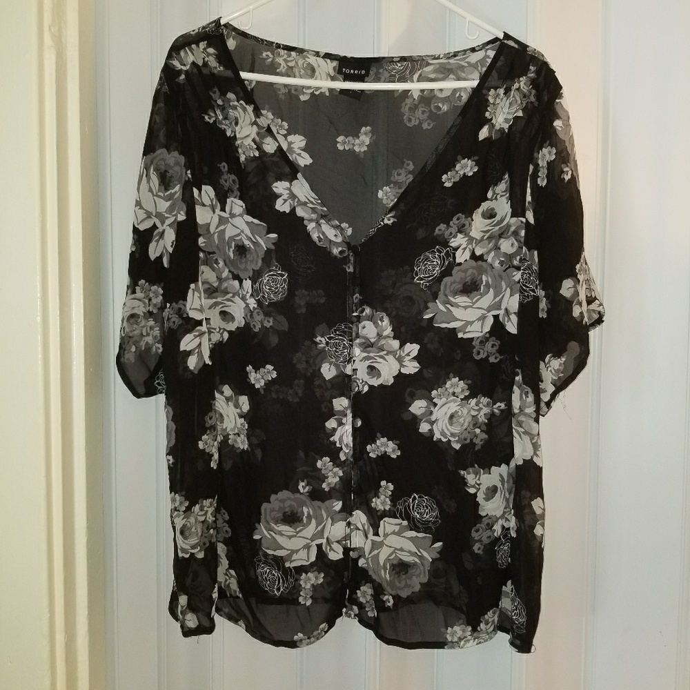 Torrid blouse